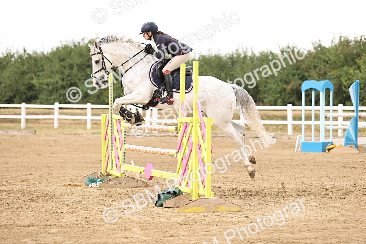 SBM_026627 - Class 12 - Amateur Championship Qualifier 1.05m