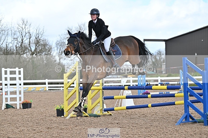 250328-102031-01237 - Cls 8 British Novice and 90cm