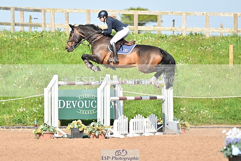 240510A-170010-09353 - Cls 24 National 1.40m Open