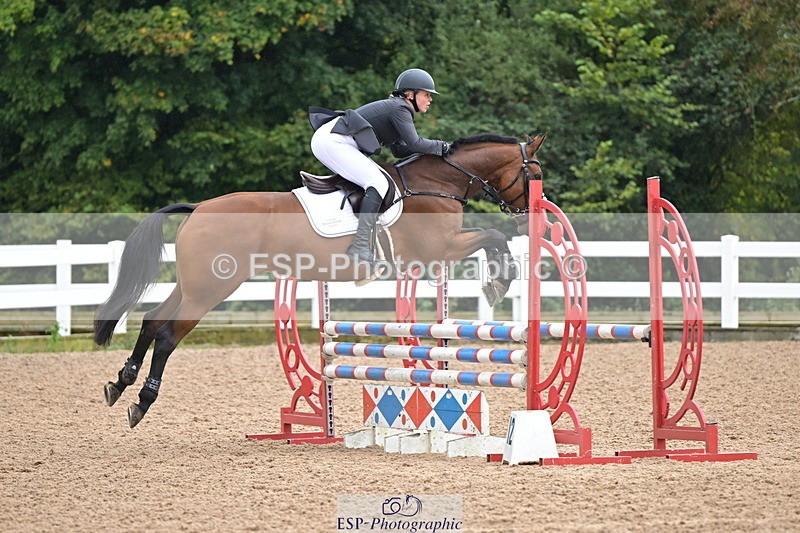 240925A-110437-00192 - Cls 1 British Novice and 90cm Open