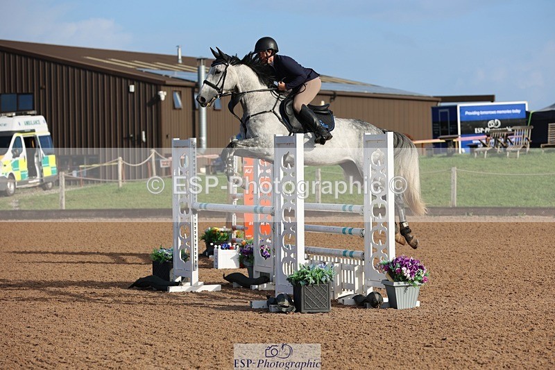 250911-085953-00270 - Cls 1 Snr 1.05 & 1.10m