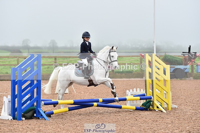 231118A-092736-00838 - Cls 16+17 Club and Schools 60cm