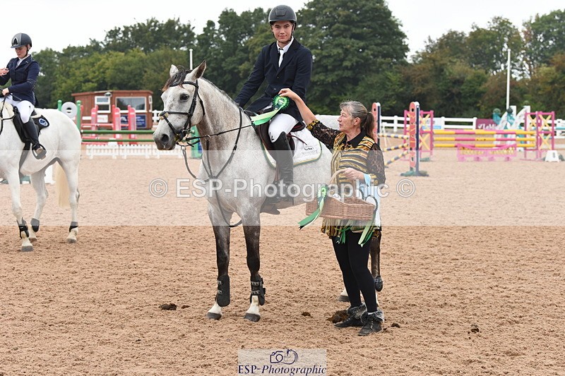 230902A-114326-00646 - Cls 8 1.05m Amateur Quali