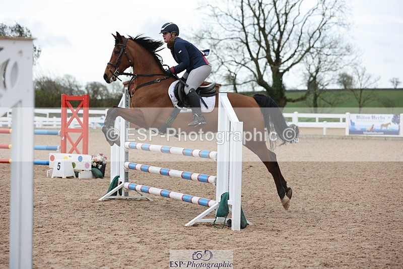 240406A-112515-03057 - Cls 20 British Novice and 90cm Open