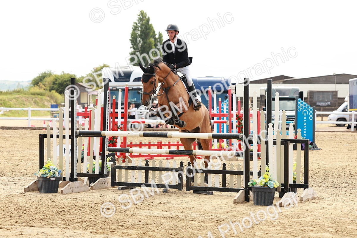 SBM_016952 - Class 20 - Senior Newcomers - 1.10m