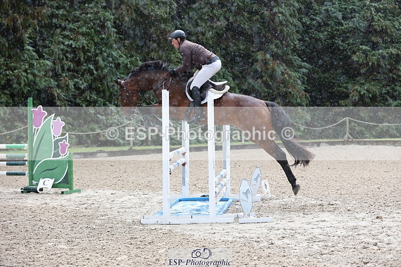 250831A-121158-10125 - Cls 42 Snr 1m Grand Prix