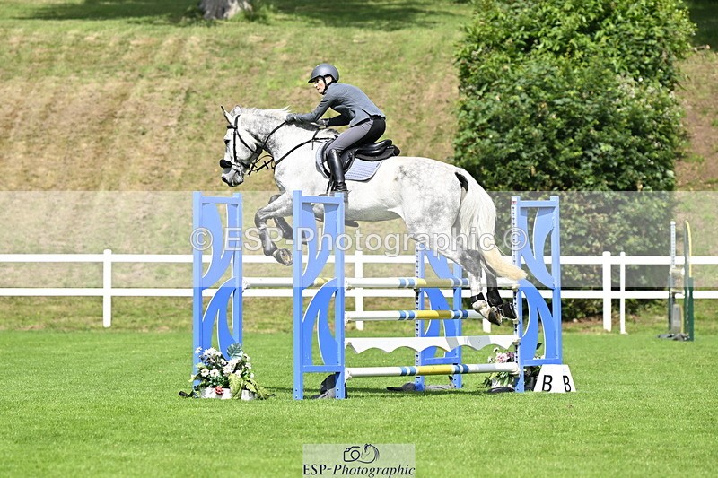 250613A-103141-00477 - Cls 1 Snr Newcomers and 1.10m Open