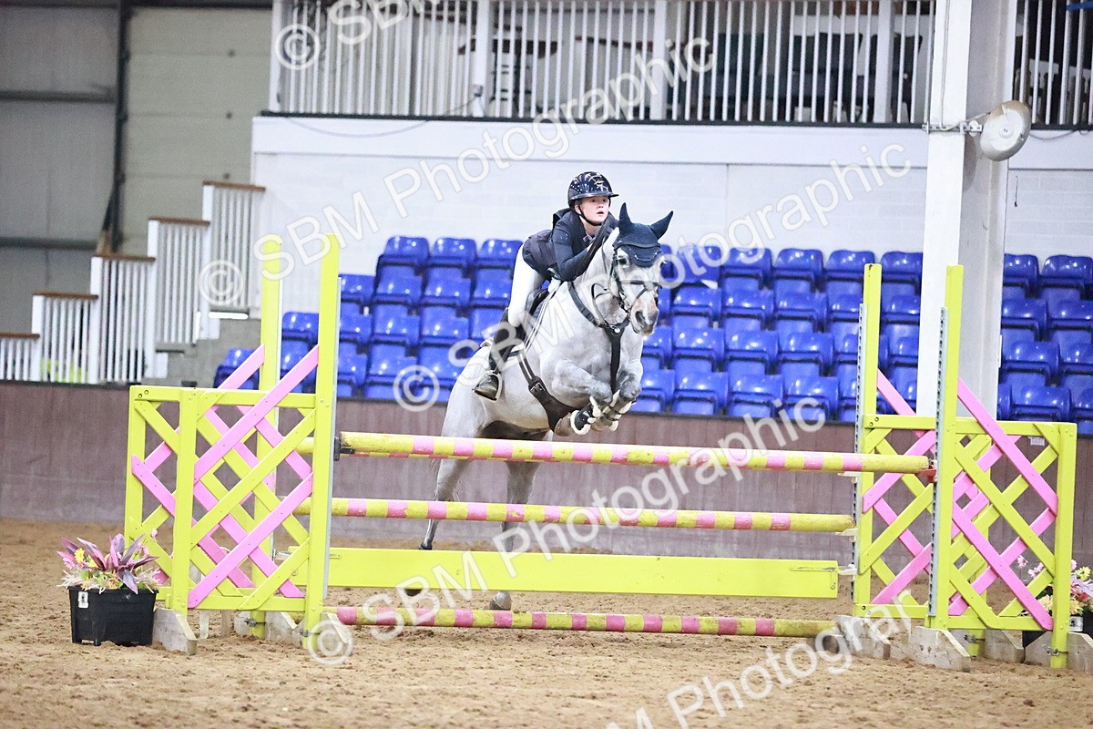 SBM_003071 - Class 13 - Blue Chip Pony Newcomers 1.00m