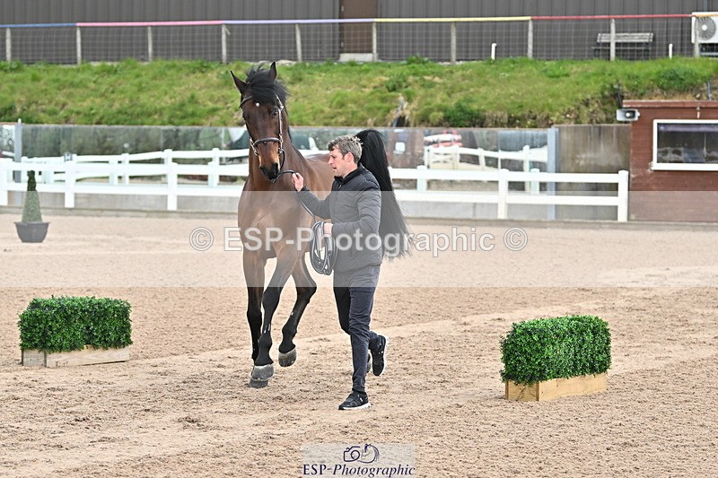 240417A-124054-00174 - 12pm to 1pm