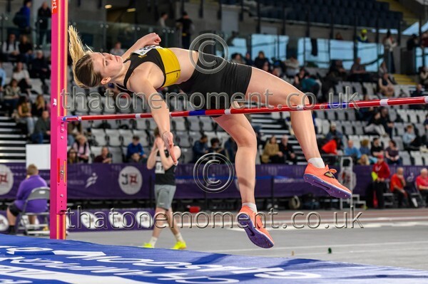 SeniorInd25-910177 - Field Female