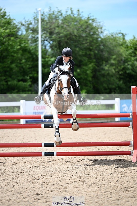 240608A-151306-01583 - Cls 11 Pony Newcomers and 1m Open