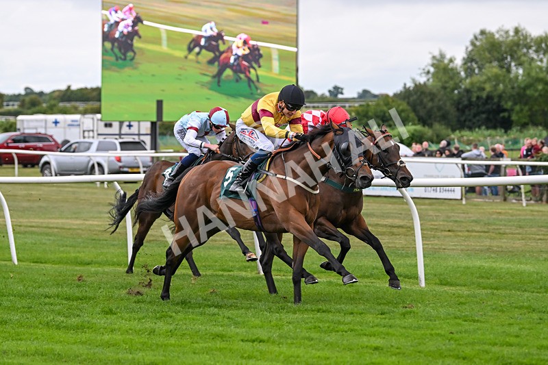 180825-Race 3-Flowstate-8514 - Race 3