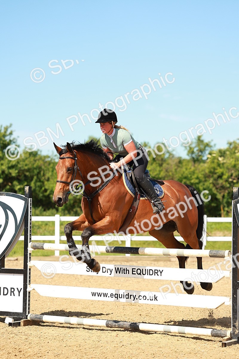 SBM_002813 - Class 4 - Senior Newcomers - 1.10m