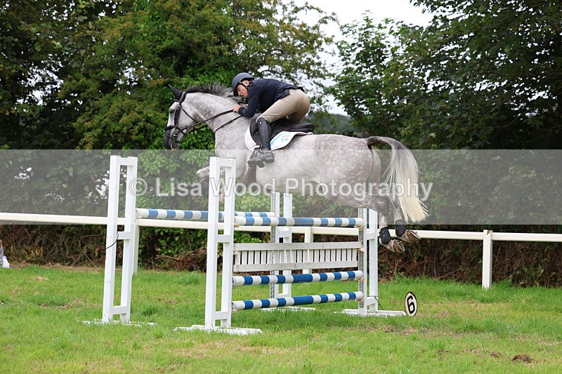 3E7A8547 - Class 8: Senior Foxhunter/1.20m open