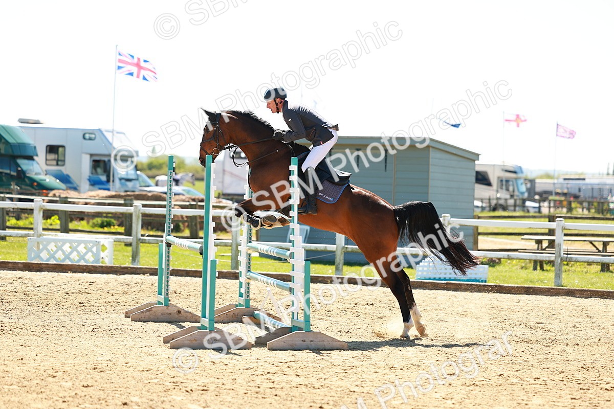 SBM_000828 - Class 3 - Senior Discovery - 1.00m