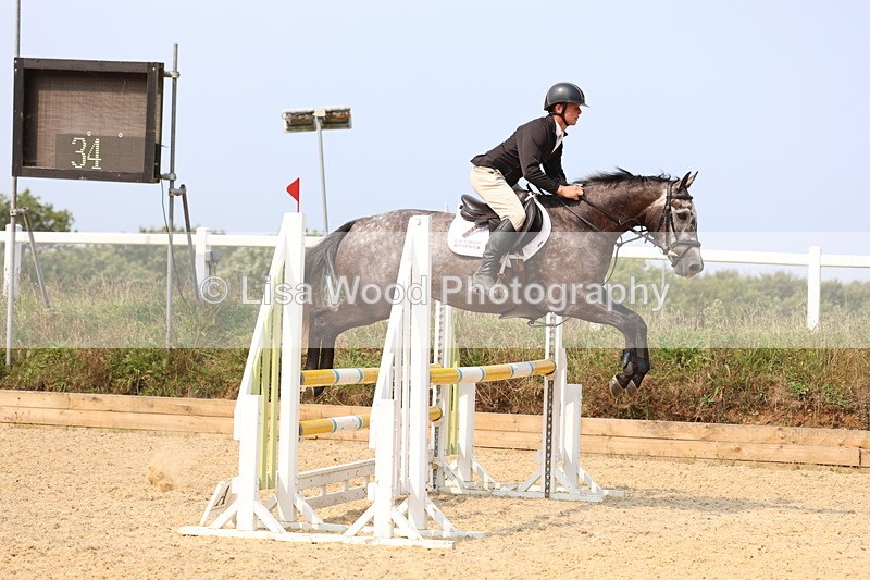 3E7A1236 - Class 4: Senior British Novice/90cm open