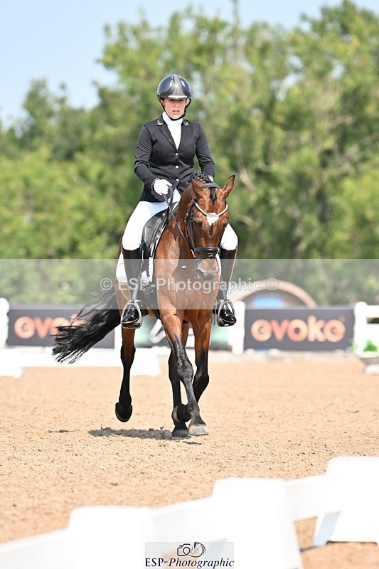 250816-122549-04247 - 105-Danielle.ThackrayTrevoulter.Mega.Mix.Two