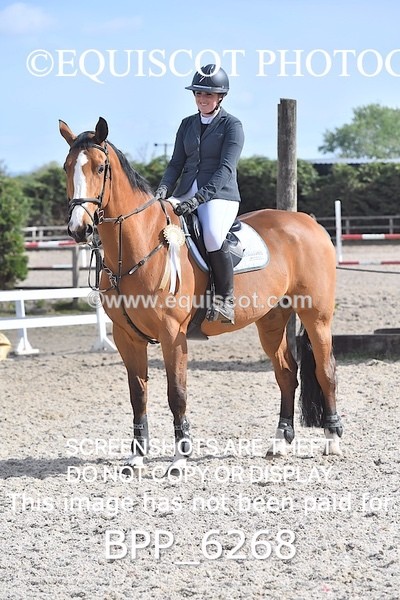 BPP_6268 - CLASS 32 MON Club/ Unaffiliated 80cms Open