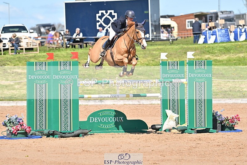 240420A-140932-11628 - Cls 7, 2 Star Medium Tour 1.35m