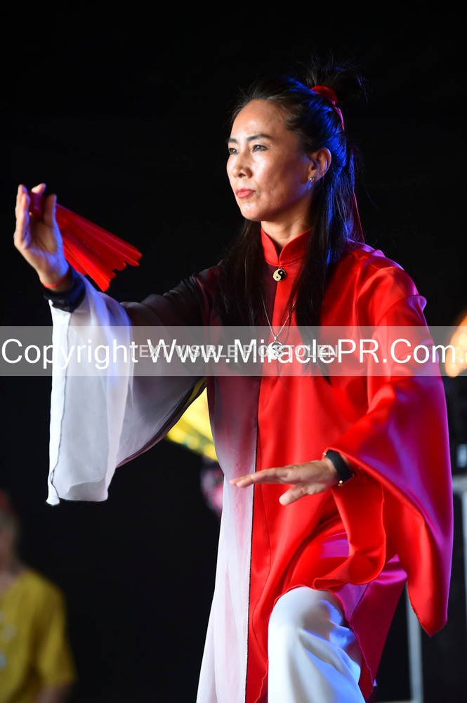 SH4_1704 - Tai Chi with Lisa Kay.