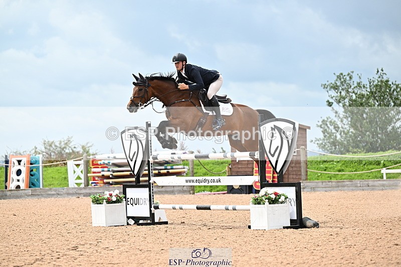 240726A-131734-01380 - Cls 3 Snr Foxhunter