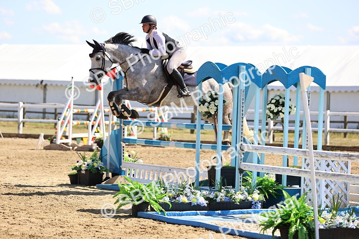 SBM_015339 - Class 16 - Senior foxhunter - 1.20m Open