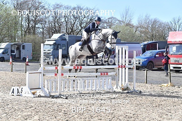BPP_1645 - CLASS 8 Senior Newcomers/ 1.10m Open