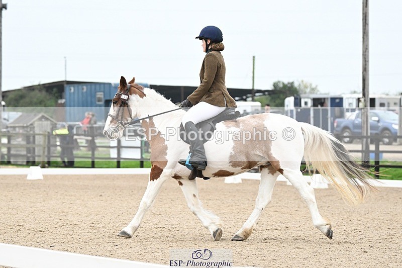 241103-095321-00223 - Intro 3 - 9.40 to 10.40