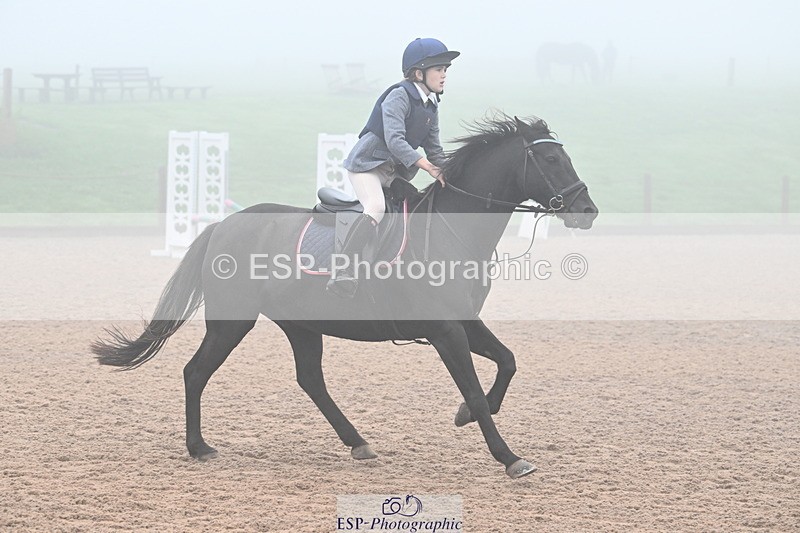 240907A-091350-00063 - Cls 1 Pony Intro 70cm