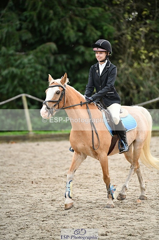 251004A-165604-02299 - Classes 10 & 11 80cm