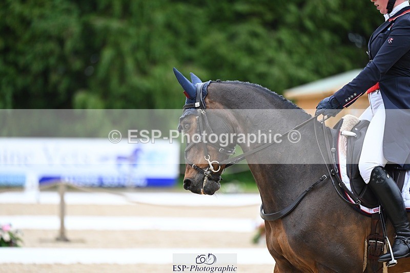 240524-181104-11591 - 164-MOONLIT_SWAYZE-Daisy_Bathe