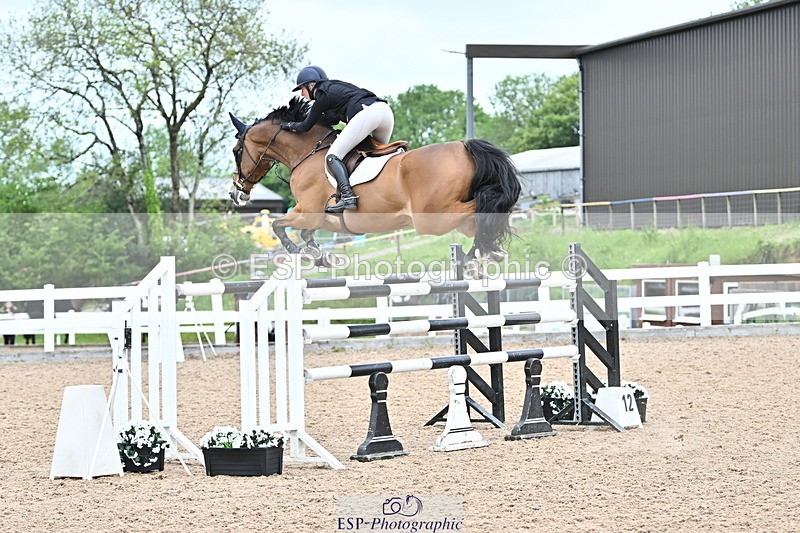 240523A-135814-01977 - Cls 5 National 1.30m