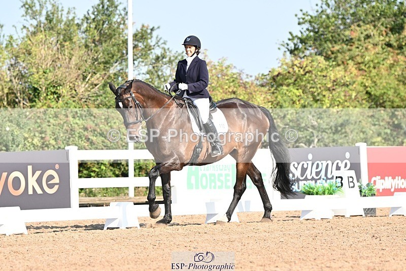 250816-092235-02616 - 112-Carmen.ShahAnnsfort.Lance