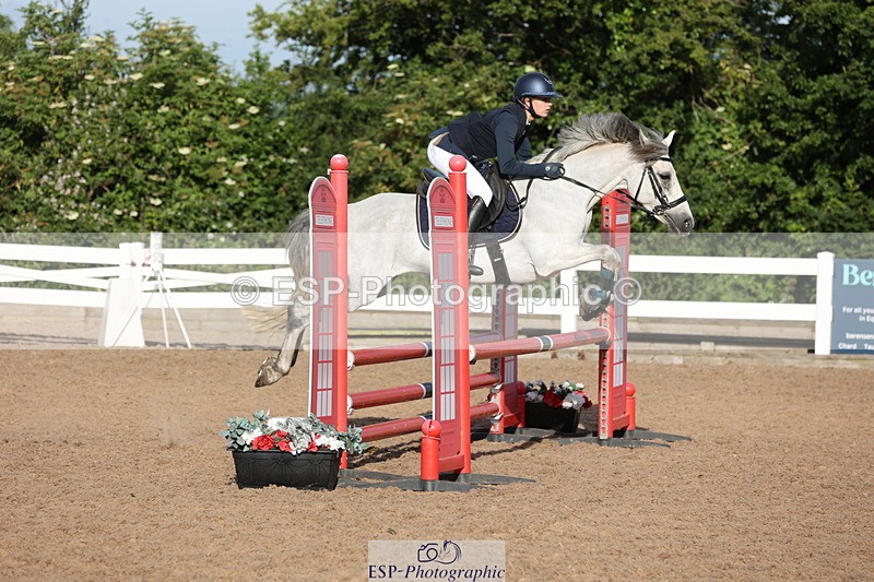 240629A-074920-02256 - Cls 16 British Novice and 80cm Open