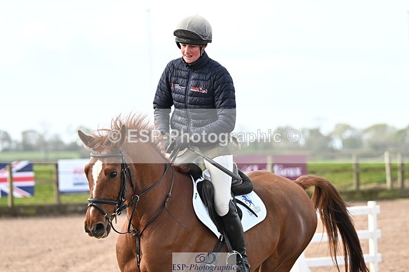 250416-100057-00182 - Cls 1 British Novice and 90cm