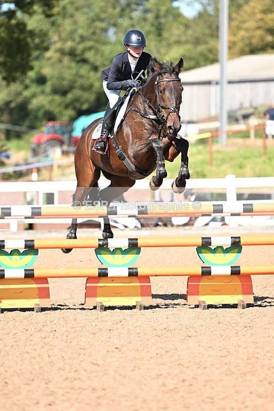 240914A-150330-07940 - Cls 25-S 1.10m Amateur Qualifier