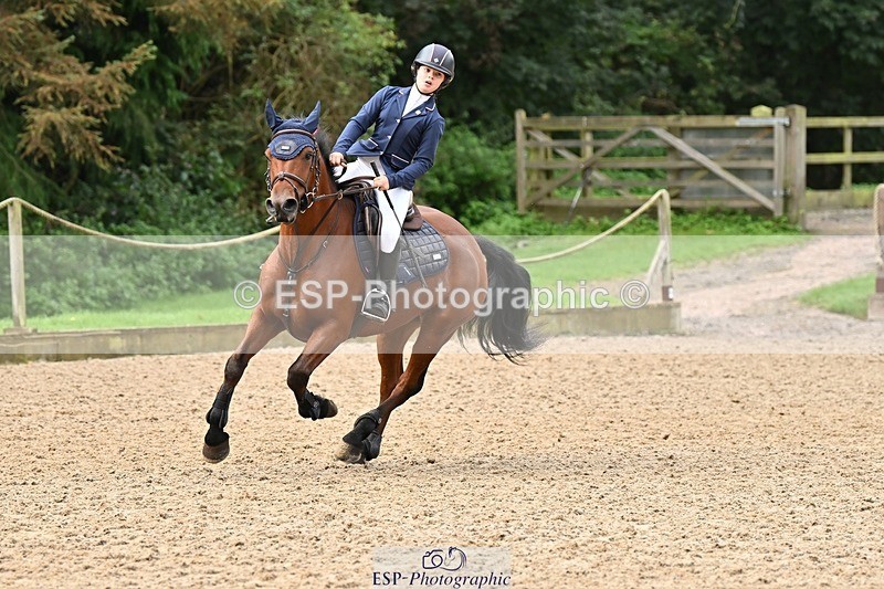 230930-094400-00092 - Cls 1 Pony Intro 70cm