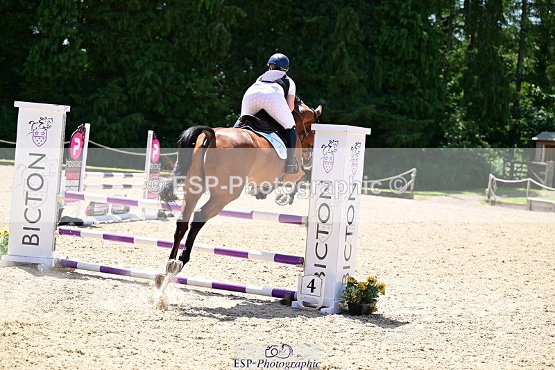 260630A-130239-02684 - Cls 26 95cm Nat Am Qualifier