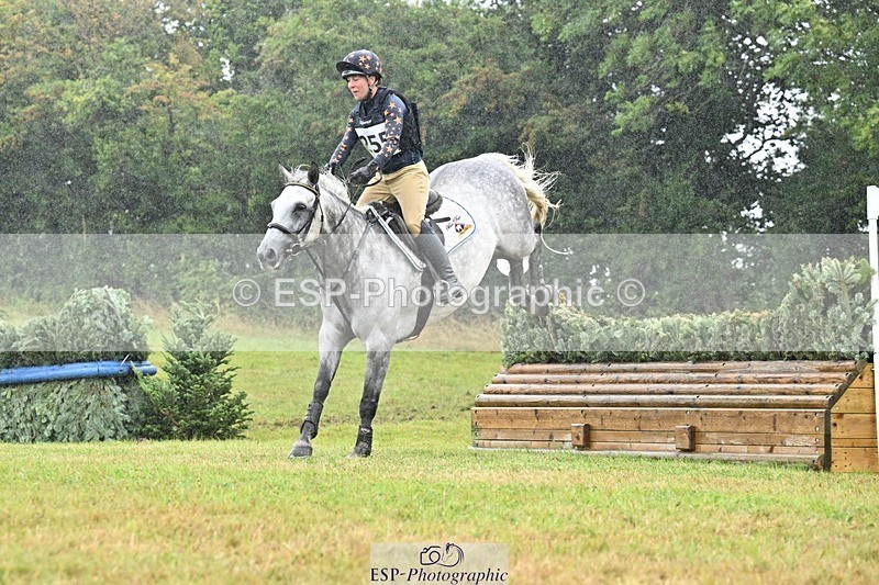 250830-143943-04743 - F-255-Janine.Paterson