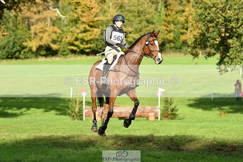 251025A-152149-21807 - G-563-Kirstin.Elisa.Evans