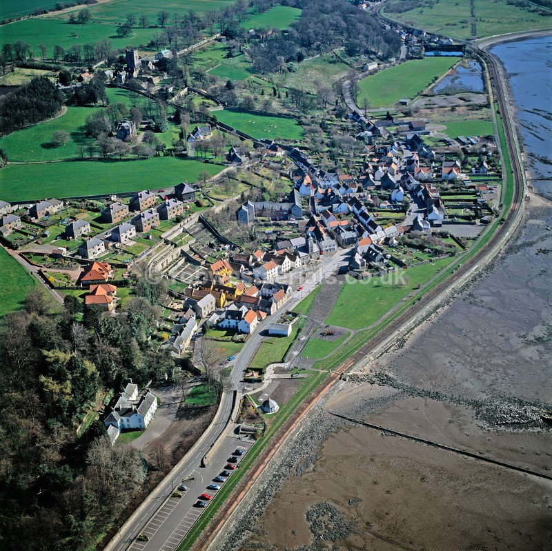 A00302B Village of Culross Fife in 2002 - Settlements, infrastructure and attractions