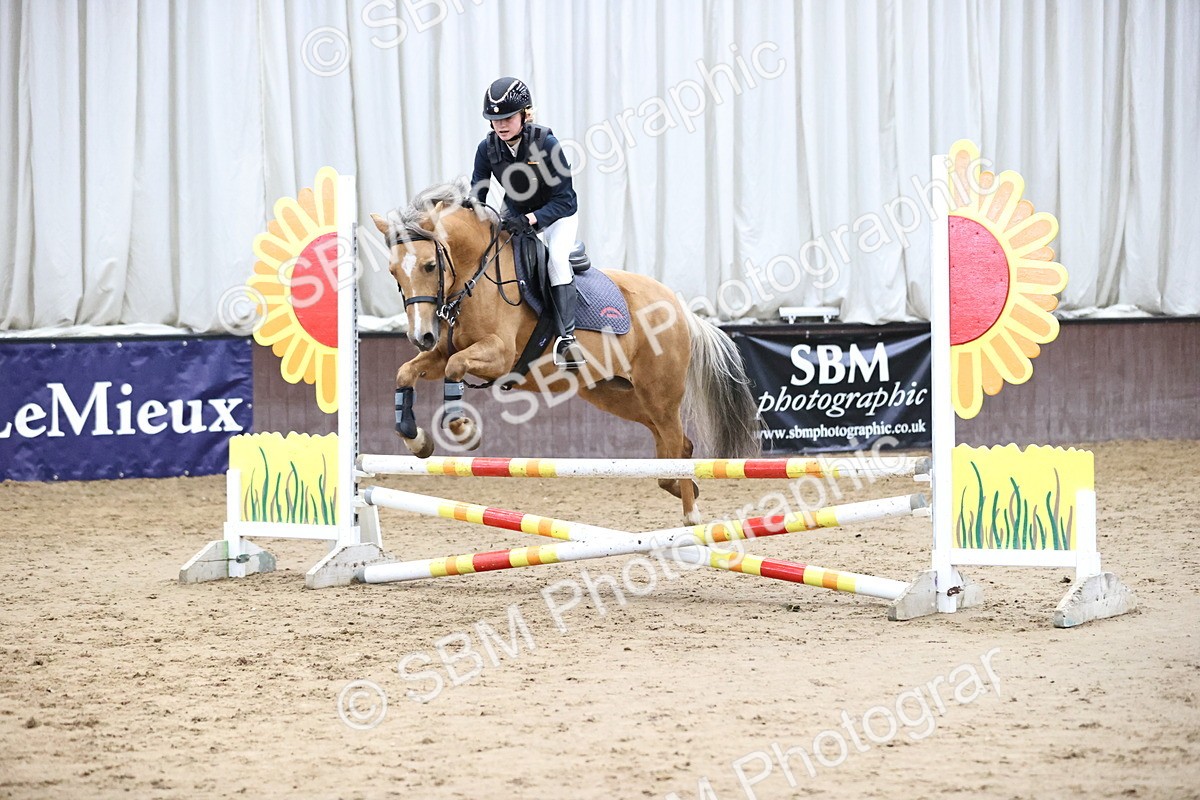 SBM_001347 - Class 5 - Henlow Veterinary Hospital 70cm