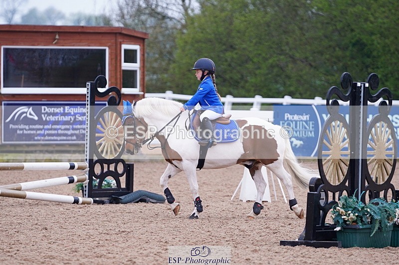 240505A-082830-03847 - Cls 11 Clear Round 50cm