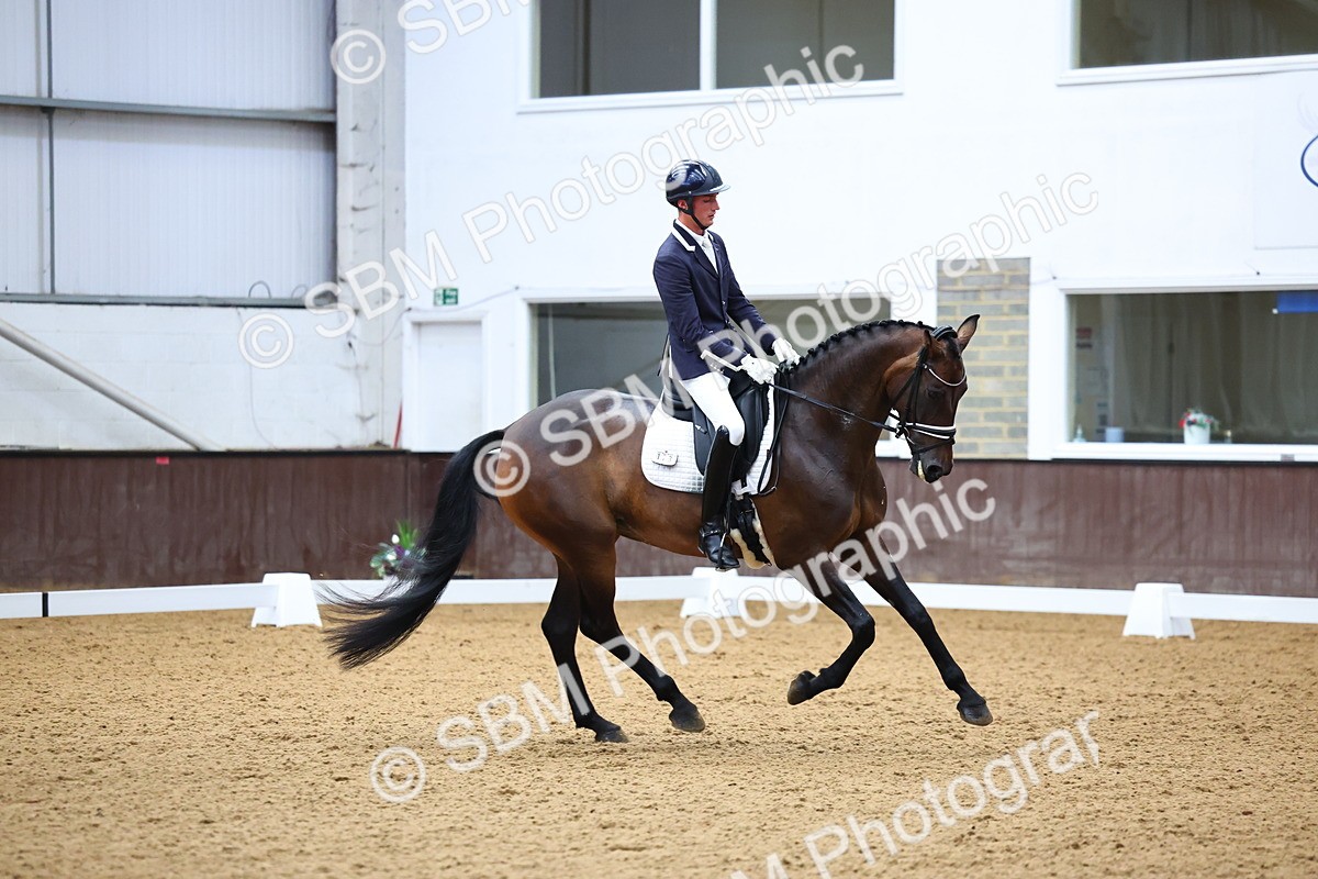 SBM_005328 - Class 5 - Novice 6 - 9.30-10.33