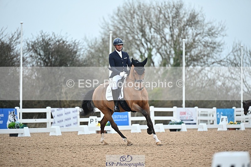 250214-100136-00747 - 129-Jezz.Palmer-Premier