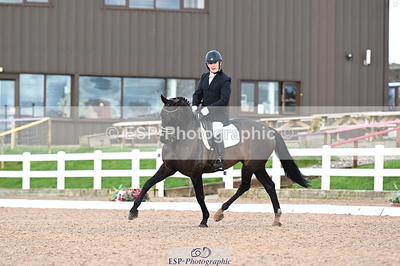 240218A-150031-08980 - 180-John.Fullick-Hermosa.bella