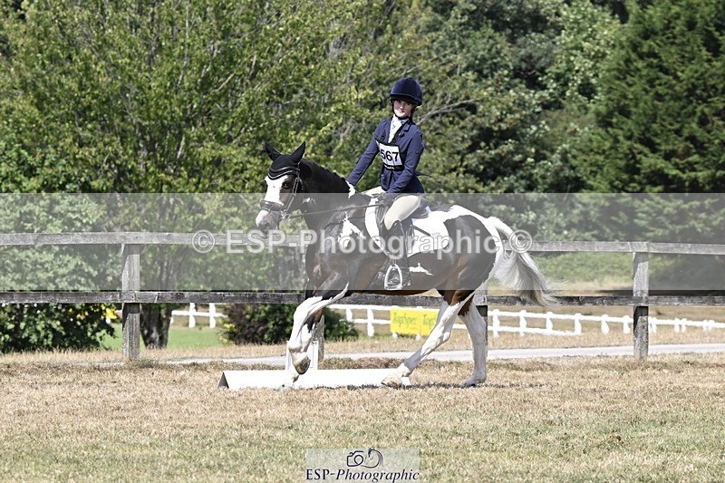 250822A-122111-22718 - DR 11.00 to 12.00