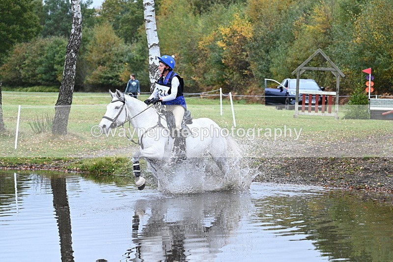 WJ7_3115 - 90cm Cam 2 Water Time 13:29 to 13:47