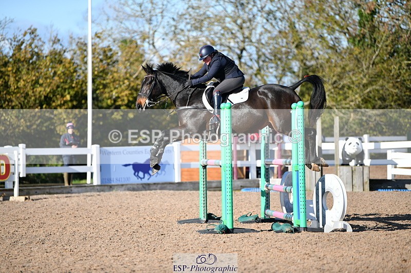 231110A-125304-00475 - Cls 4 Snr 1.05m Open