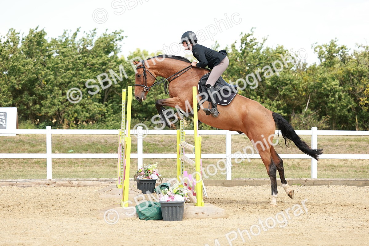 SBM_007709 - Class 3 - Senior Newcomers - 1.10m Open